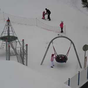 https://folyere-17-la-tania.hotels-rhonealpes.com