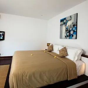 https://danoya-villa-private-luxury-residence.hotelsseminyak.net