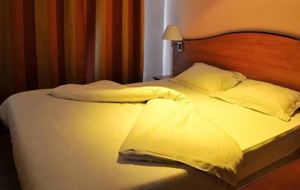 Hotel Eden Montmartre Parigi