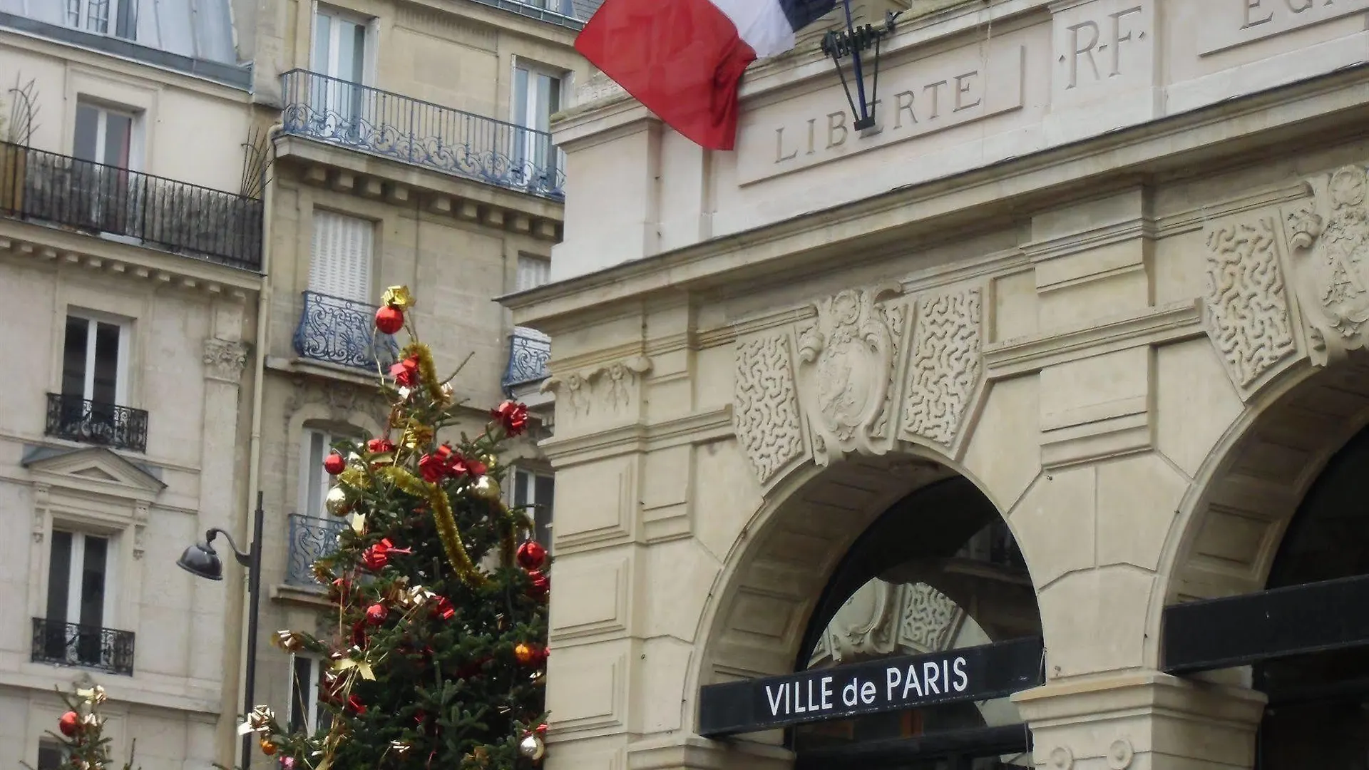 Hotel Eden Montmartre Paris