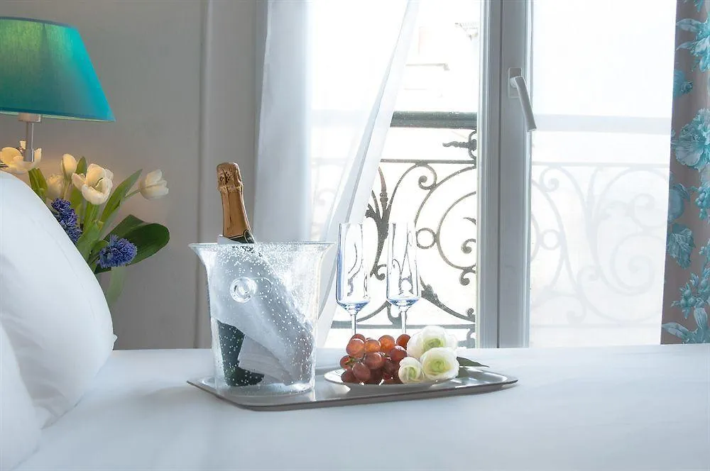 Hotel Eden Montmartre Paris