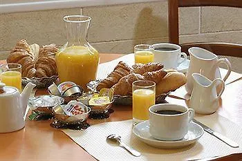 Hotel Eden Montmartre Paris 3*,  France